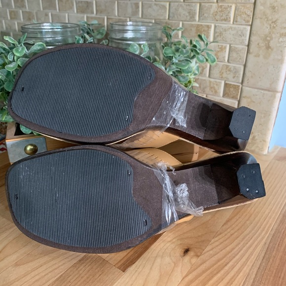 Camel Brown Wood Heel Slip On Fringe Sandals - Picture 8 of 8